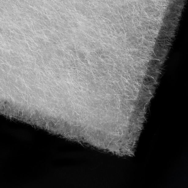 Nature HO 60xK: Biodegradable insulation made from Lyocell, offering moisture management and enhanced wearing comfort.